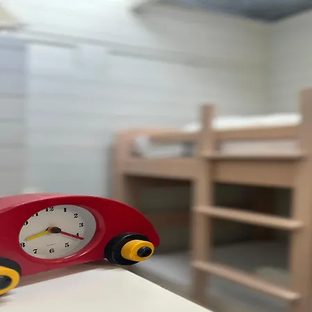 Bright Flat With Bunk Beds