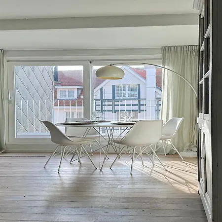 Bright Flat With Bunk Beds De Haan