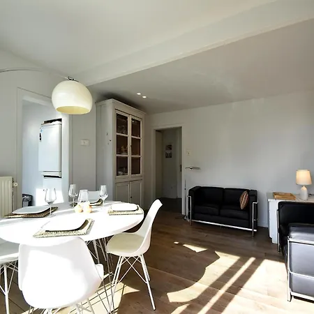 דירה Bright Flat With Bunk Beds