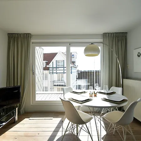 Lägenhet Bright Flat With Bunk Beds